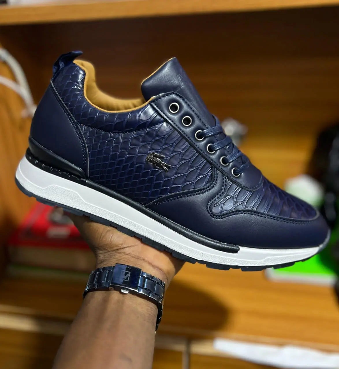 Chaussure homme tendance – Style crocodile pour un look premium